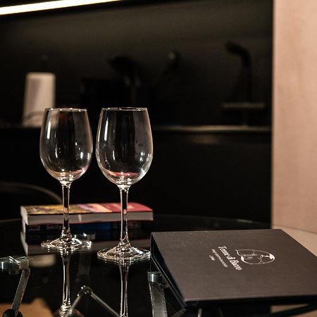 Terme Di Bacco - Design Apartaments And Spa Catania Bagian luar foto