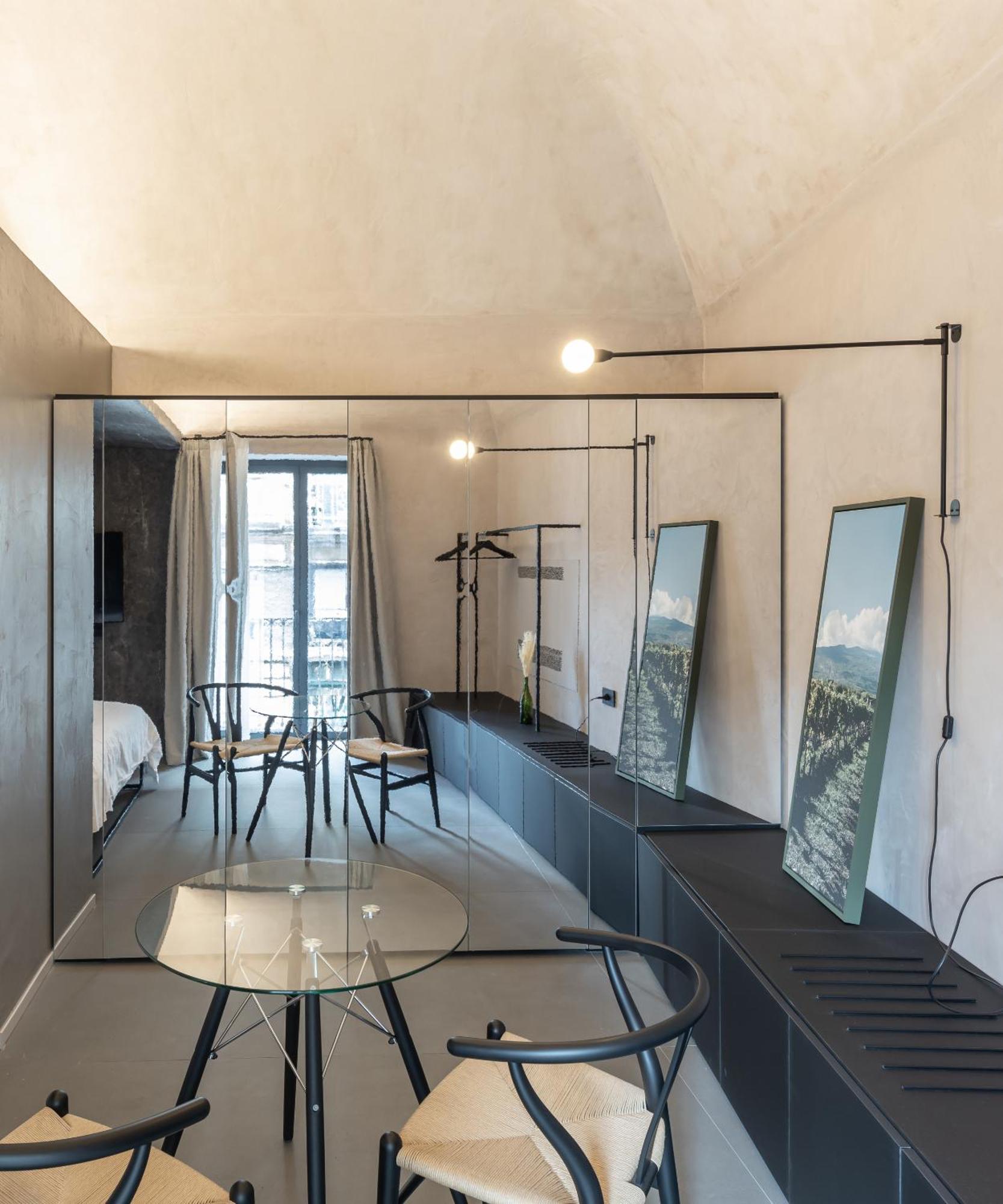 Terme Di Bacco - Design Apartaments And Spa Catania Bagian luar foto
