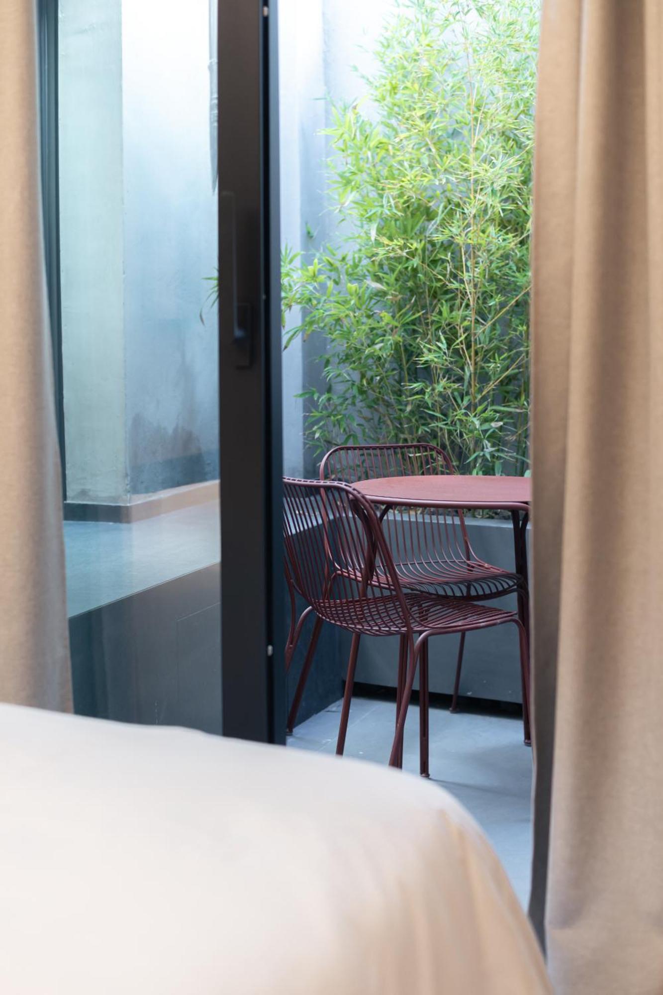 Terme Di Bacco - Design Apartaments And Spa Catania Bagian luar foto
