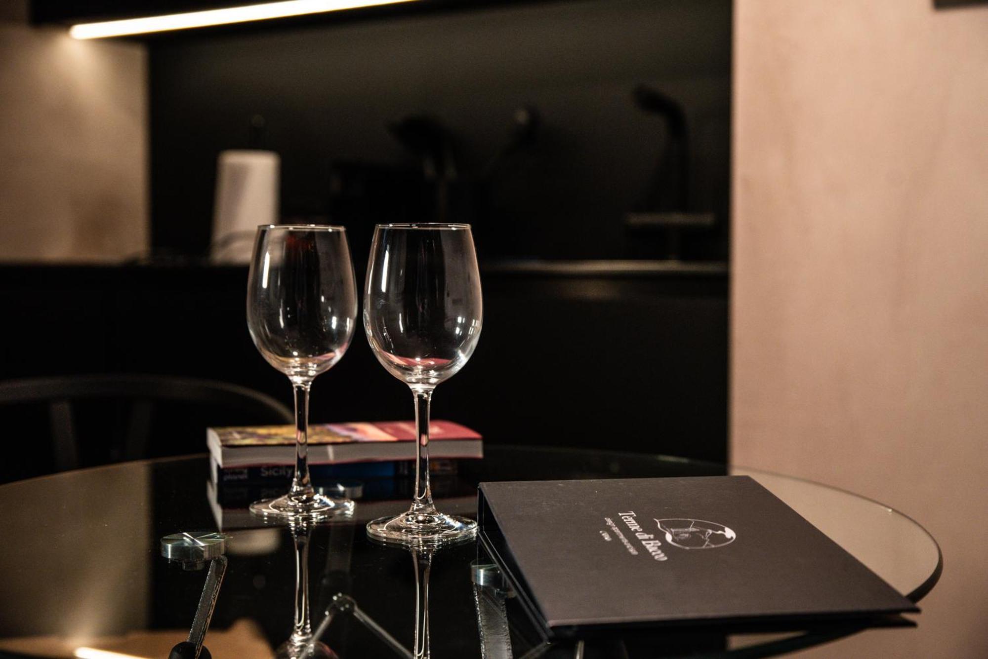 Terme Di Bacco - Design Apartaments And Spa Catania Bagian luar foto